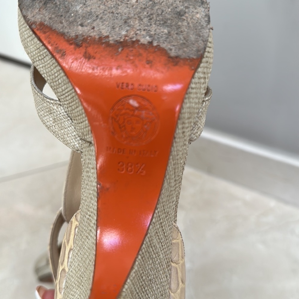 Versace vintage tan heels. Size 38 1/2.​​​​​​​​​ - Picture 6 of 7
